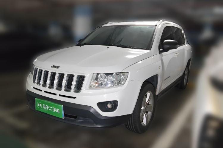 Used Jeep Compass 2013 2.4L four-wheel-drive sport version