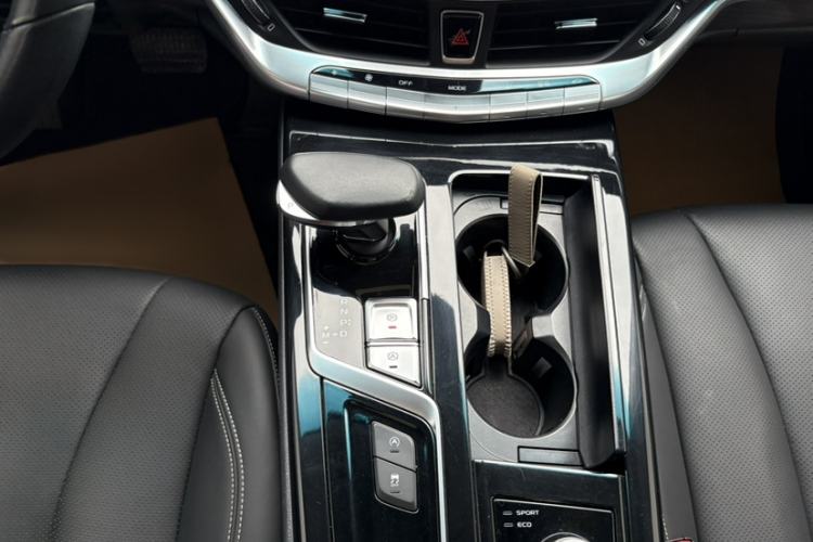 Used Geely Auto Emgrand GT 2018 1.5T MHEV Yaoxiang Edition Interior 13