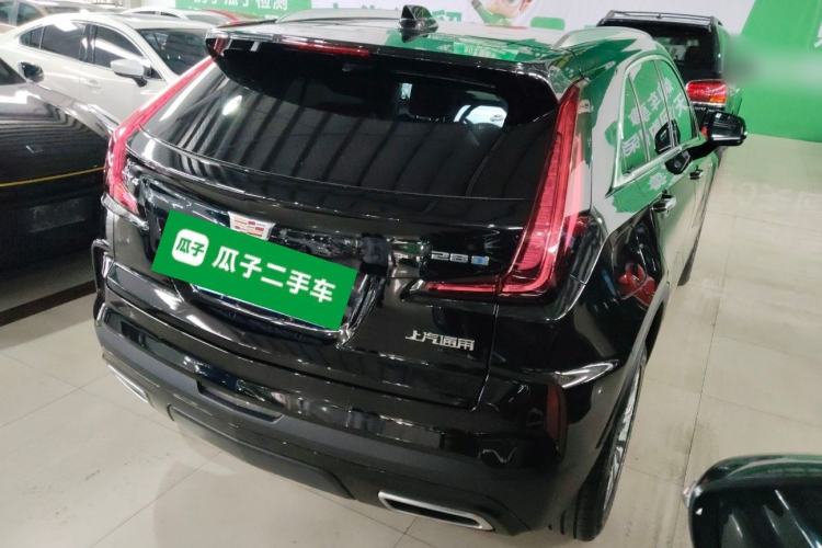 Used Cadillac XT4 2024 28T Two-Wheel-Drive Luxury Version Rear Right 45 Deg