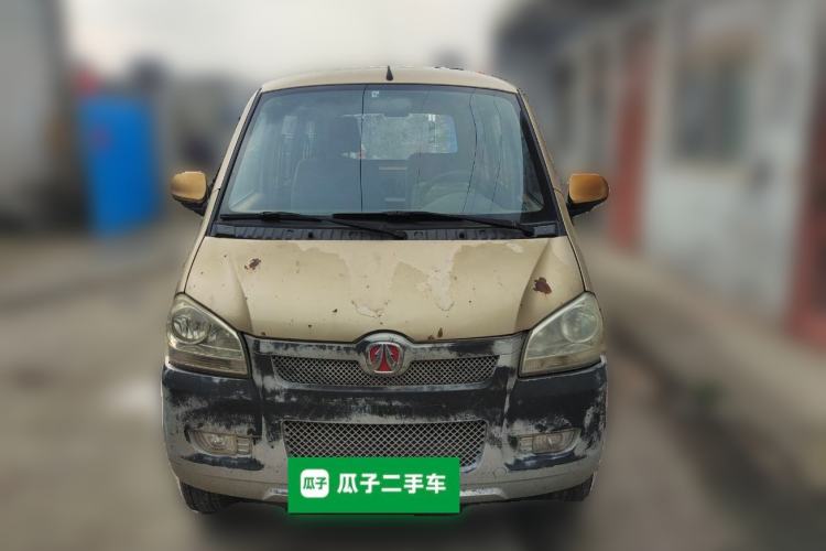 Used BAIC Weiwang 306 2011 1.3L Comfort version 7 seats Front