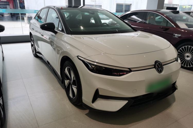 Used Volkswagen ID.7 VIZZION 2024 AIR model
