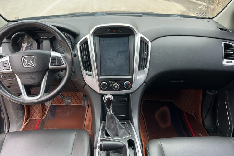 Used JMC Yusheng S350 2013 2.4T Manual Two-Wheel Drive Diesel Ultra-Luxury 5-Seater
