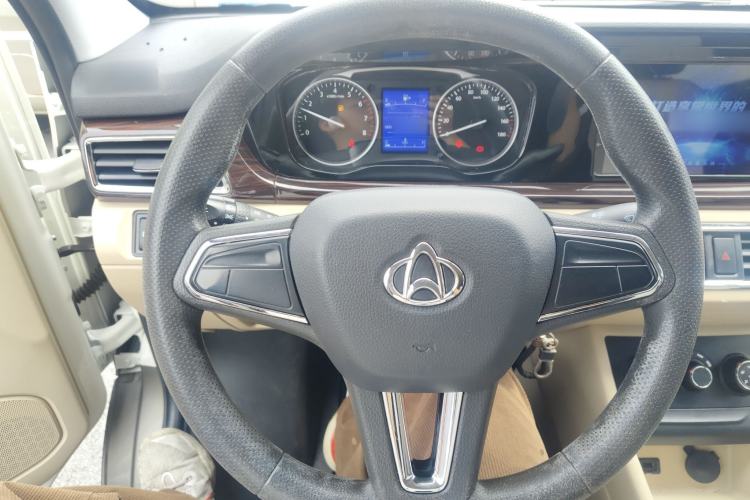 Used CHANGAN KUAYUE Xing V5 2022 1.5L Enjoyment Model 5-7 Seater Passenger Vehicle JL473QH
