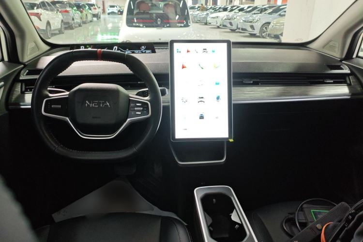 Used NETA V 2022 Chao 300 Lite Lithium Iron Phosphate