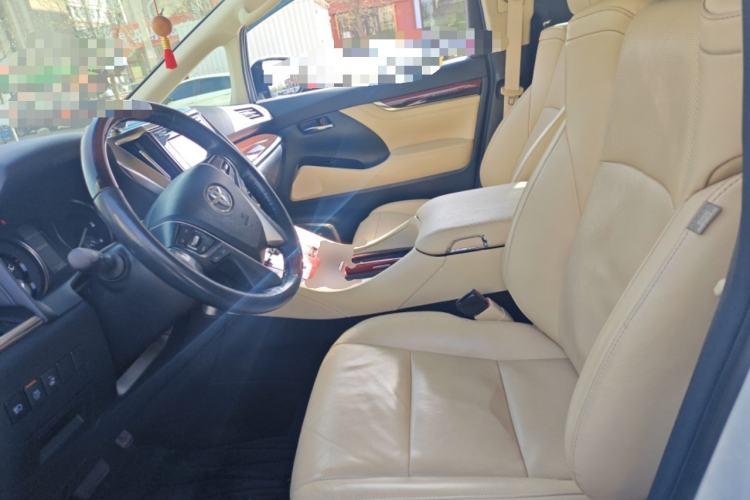 Used Toyota Alphard 2015 3.5L Luxury Edition Left Front Seat