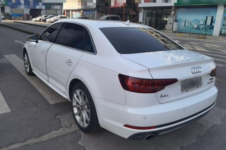 Used Audi A4L 2018 30th Anniversary Edition 40 TFSI Fashion Model
