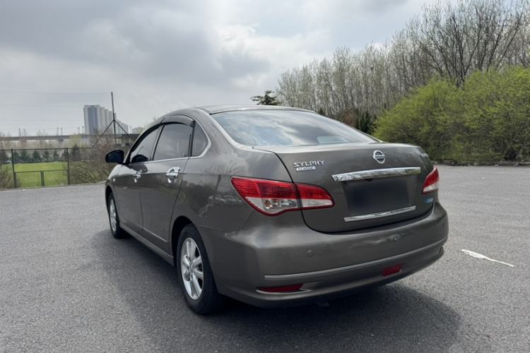 Used Nissan Sylphy 2019 Classic 1.6XE+ CVT SmartConnect Leading Edition Exterior 5