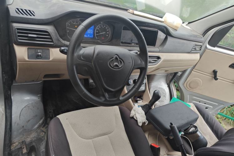 Used CHANGAN KUAYUE Xing V3 2022 1.5L Gasoline Enjoyment Model 2-Seat Van JL473QH Interior 2