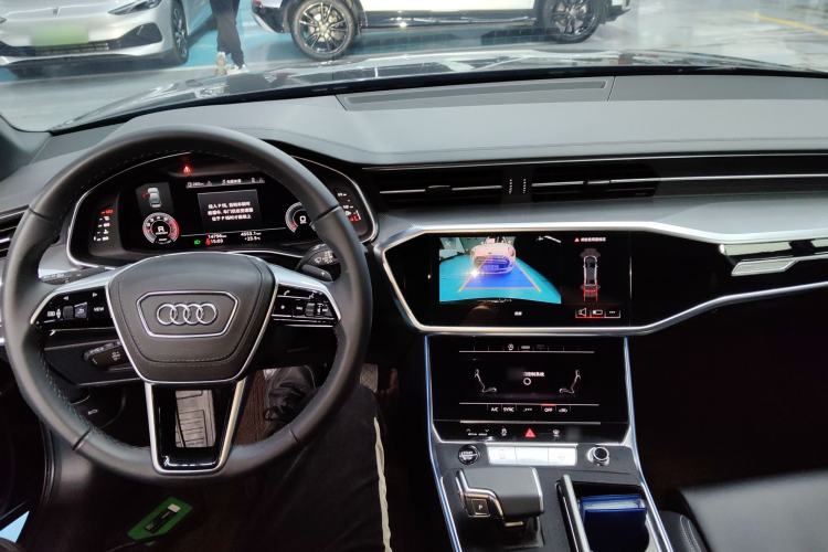 Used Audi A6L 2025 Revised 40 TFSI Luxury Dynamic Edition Center Console