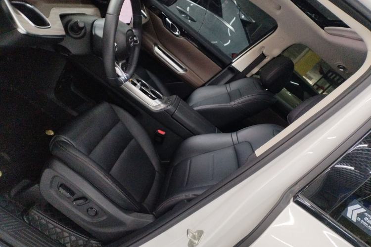 Used GAC Trumpchi E8 2024 Honor Series 2.0L Honor Edition