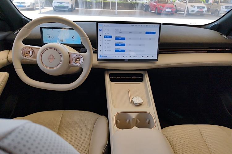 Used Baojun Yunhai 2024 600km Pure Electric Version
