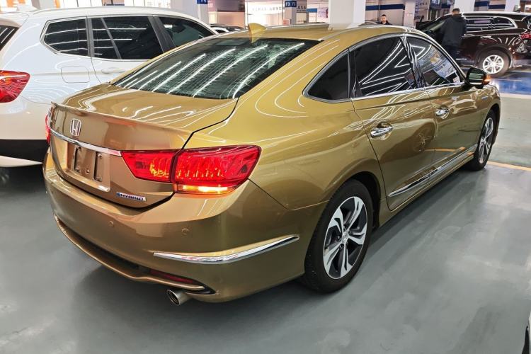 Used Honda Spirior 2017 Hybrid 2.0L Pure Edition
