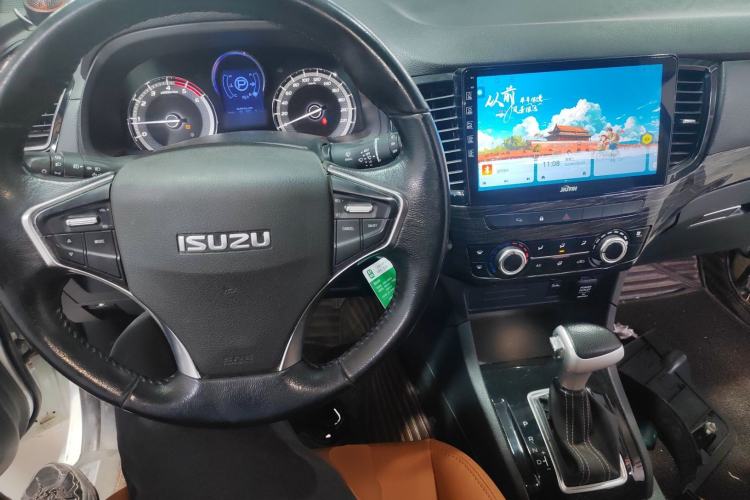 Used Isuzu mu-X 2018 1.9T Automatic Two-Wheel Drive Jingyue Edition 5 Seats
