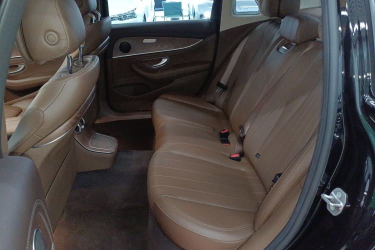 Used Mercedes-Benz E-Class 2022 Updated E 260 L Left Rear Seat