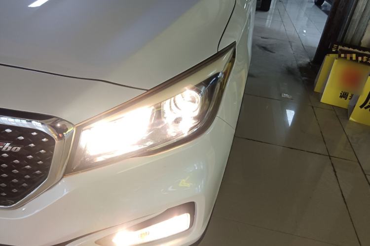 Used Changan Lingxuan 2017 1.5T Manual Joyful & Happy Model
