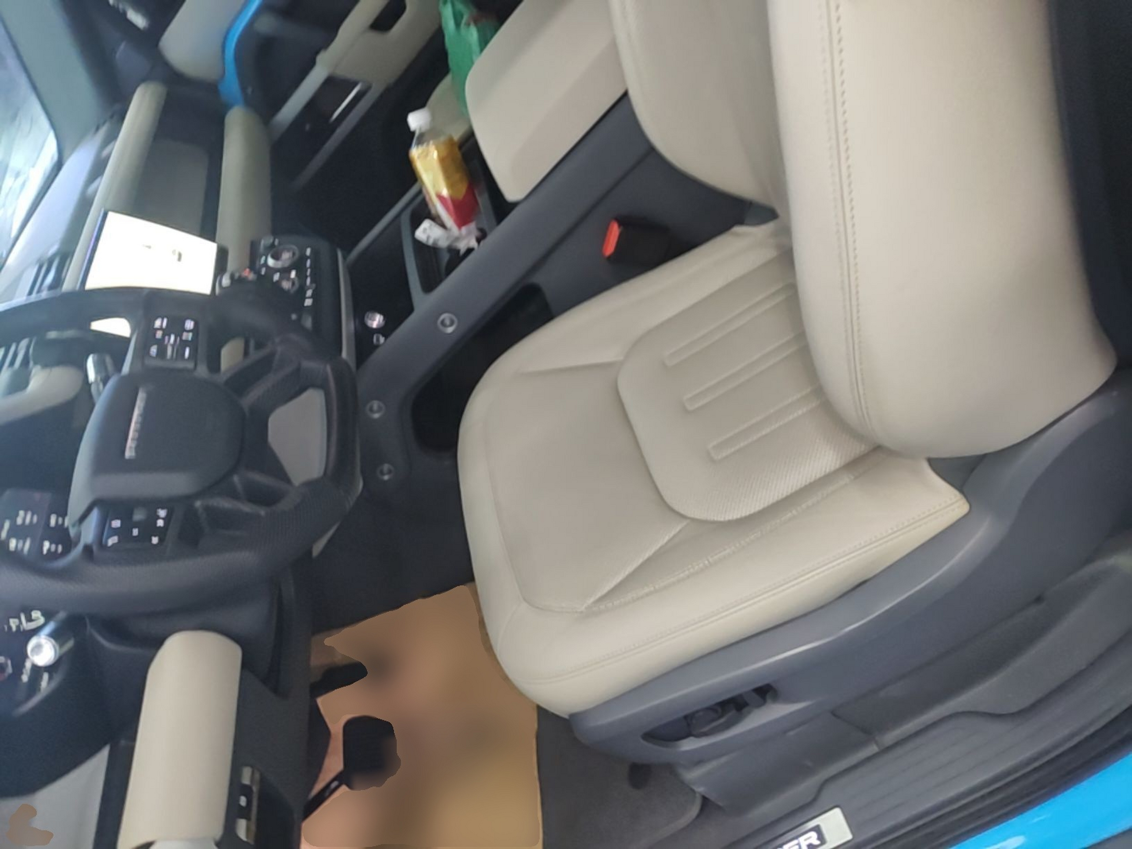 Interior delantero