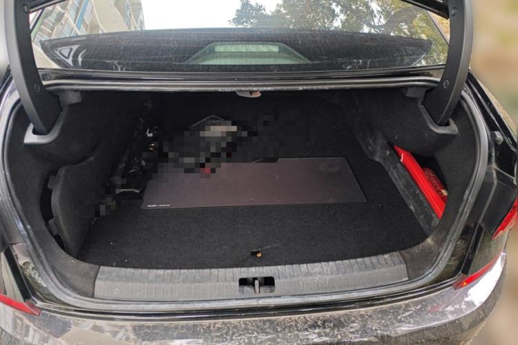 Used Volkswagen Passat New Energy 2022 430 PHEV Hybrid Luxury Edition Trunk