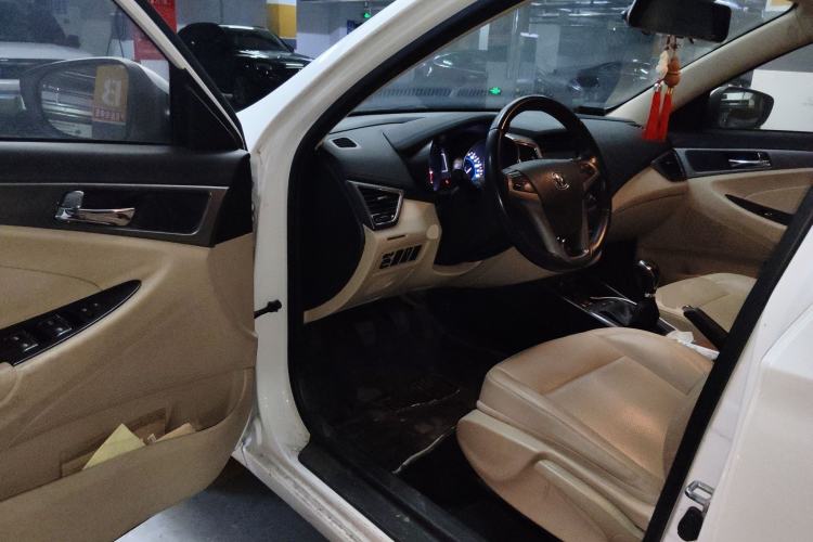 Used Changan Eado 2016 1.6L Manual Fashion Edition