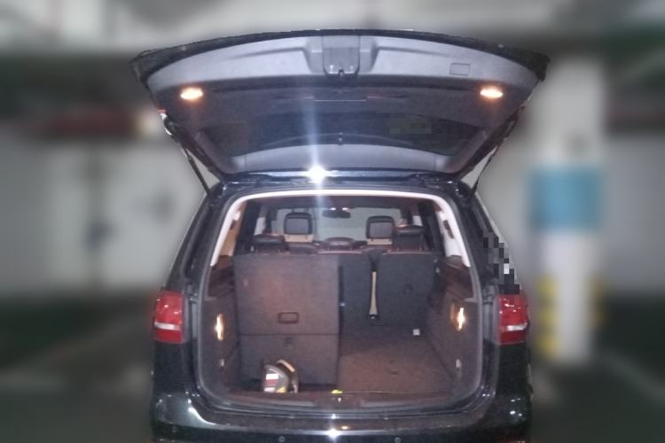 Used Volkswagen Sharan 2015 1.8TSI Comfort Model
