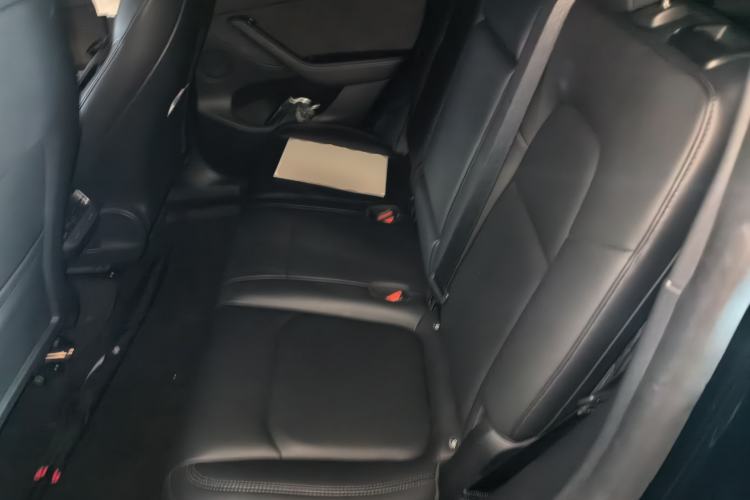 Used Tesla Model Y 2021 Standard Range Rear-Wheel Drive Version Left Rear Seat