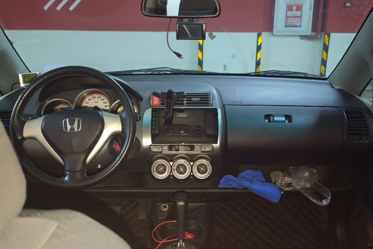 Used Honda Fit 2007 1.5L CVT Comfort Edition