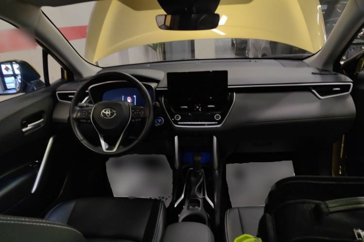 Used Toyota FRONTLANDER 2023 2.0L Smart Electric Hybrid Dual-Engine Deluxe Version
