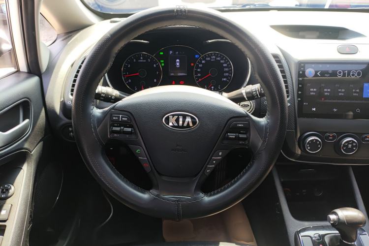 Used Kia K3 2016 1.6L Automatic GLS Steering Wheel