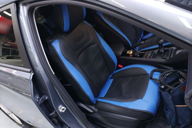 Used Roewe i5 2026 Model 1.5L Manual Comfort Version
