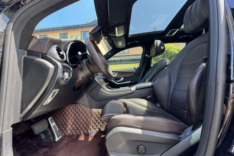 Used Mercedes-Benz GLC 2020 GLC 300 L 4MATIC Luxury Model
