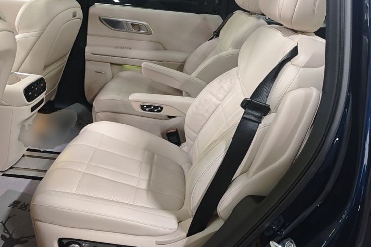 Used Deepal S09 2025 Four-Wheel Drive Ultra+ Custom Edition
