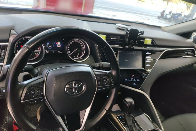 Used Toyota Camry 2018 2.0G Luxury Edition