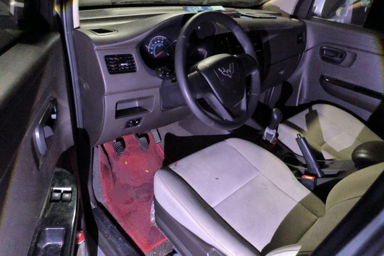 Used Wuling Rongguang V 2018 1.5L Standard Version Driver Seat