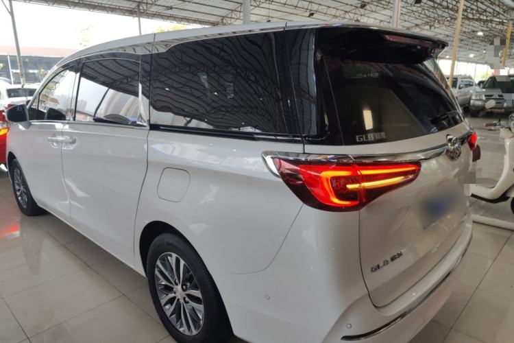 Used Buick GL8 2020 ES Land Cruiser 653T Luxury Edition Exterior 2