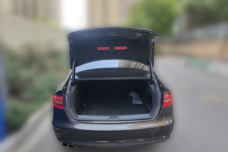 Used Audi A4L 2013 35 TFSI Automatic Standard Model
