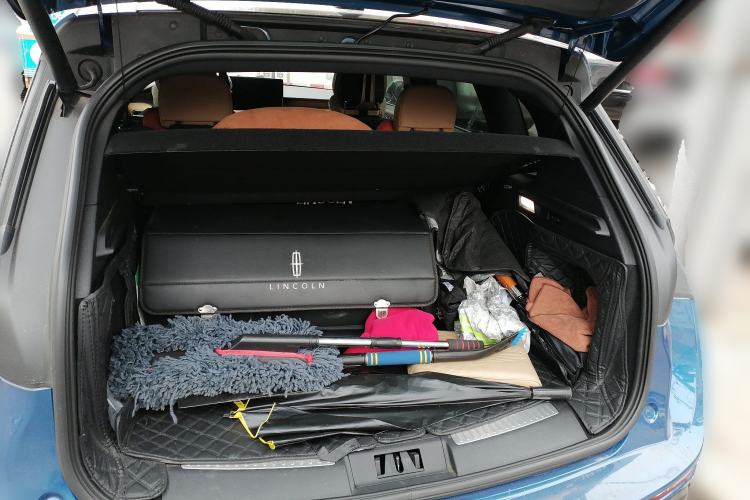 Used Lincoln Corsair 2021 2.0T Two-Wheel-Drive Luxury Edition Trunk