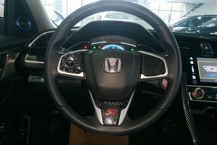 Used Honda Civic 2016 220TURBO CVT Luxury Edition
