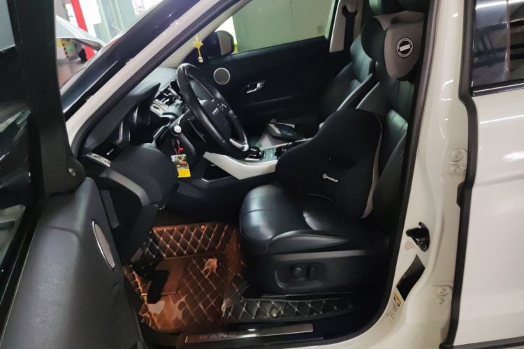 Used Land Rover Range Rover Evoque 2018 240 PS SE Smart Brilliance Edition
