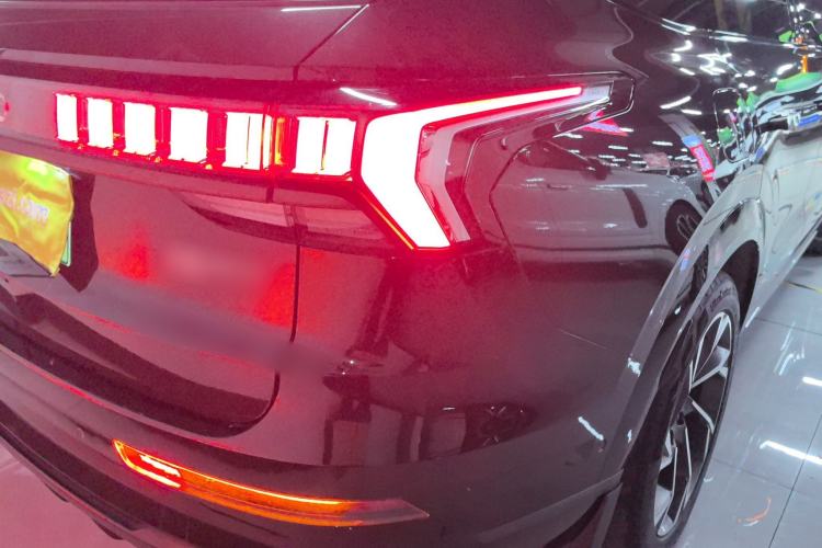 Used Lynk & Co 09 EM-P 2021 2.0T PHEV Halo Six-Seater
