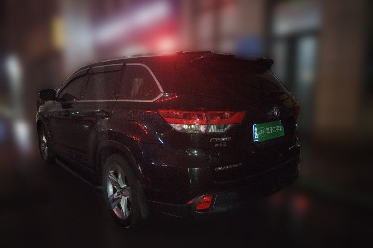 Used Toyota Highlander 2018 2.0T Four-Wheel Drive Luxury Version 7 Seats China VI Standard
