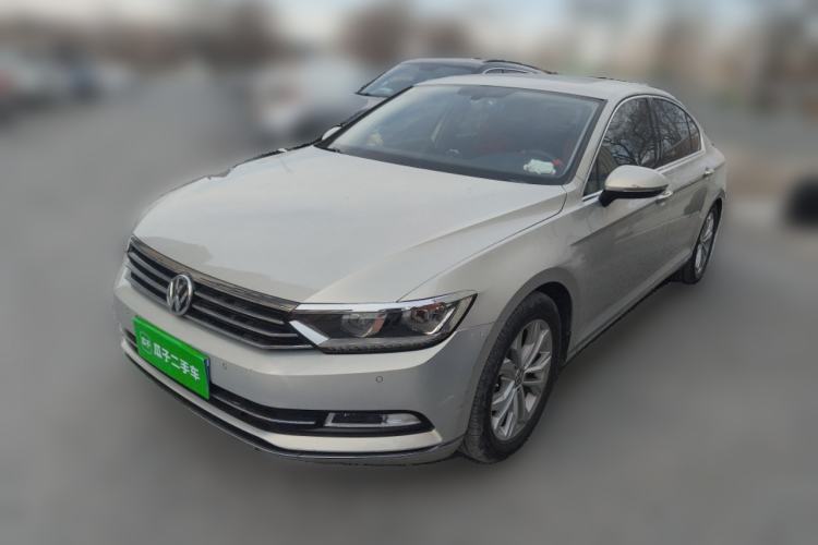 Used Volkswagen Magotan 2018 Facelift 330TSI DSG Luxury Model