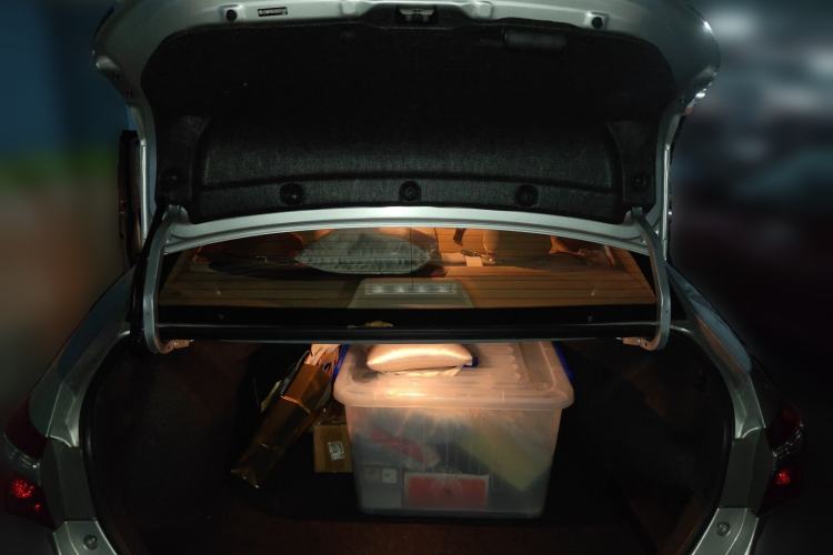 Used Toyota Corolla 2014 1.6L CVT GL Trunk