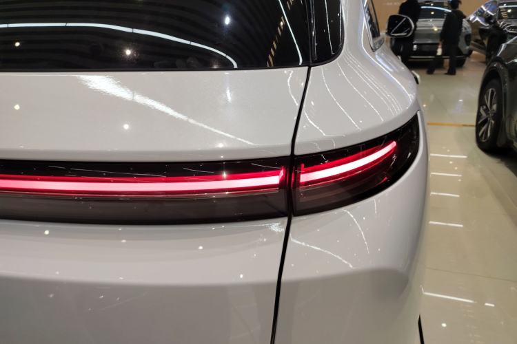 Used Li Auto L7 2023 Air model
