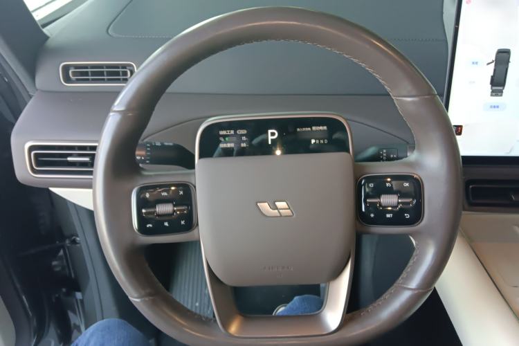 Used Li Auto MEGA 2024 Ultra Model Steering Wheel