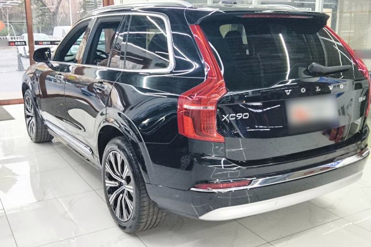 Used Volvo XC90 2021 B5 SmartDrive Luxury Edition 5-seater Exterior 2