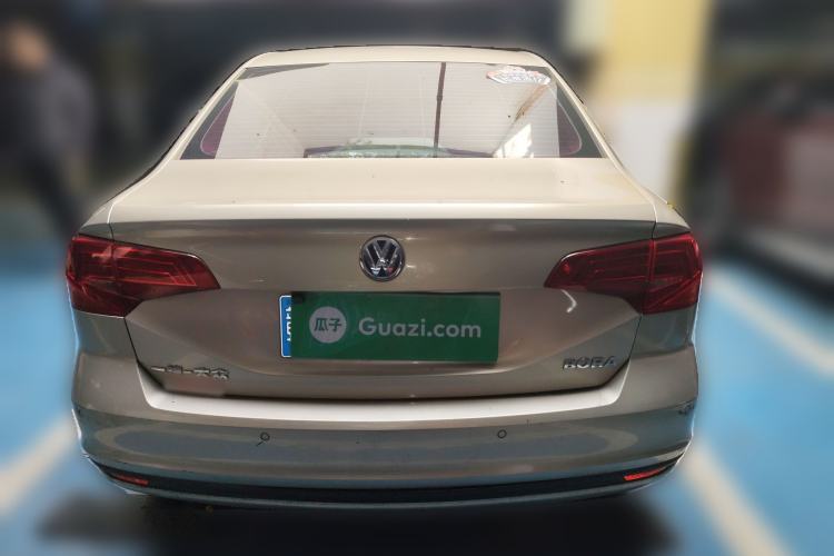 Used Volkswagen Bora 2016 1.6L Automatic Fashion Model