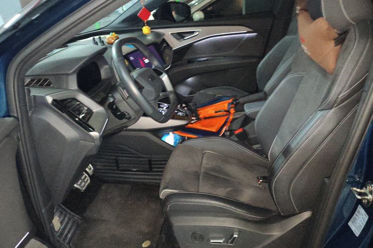 Used Audi Q5 e-tron 2023 40 e-tron Starry Edition Mecha Kit