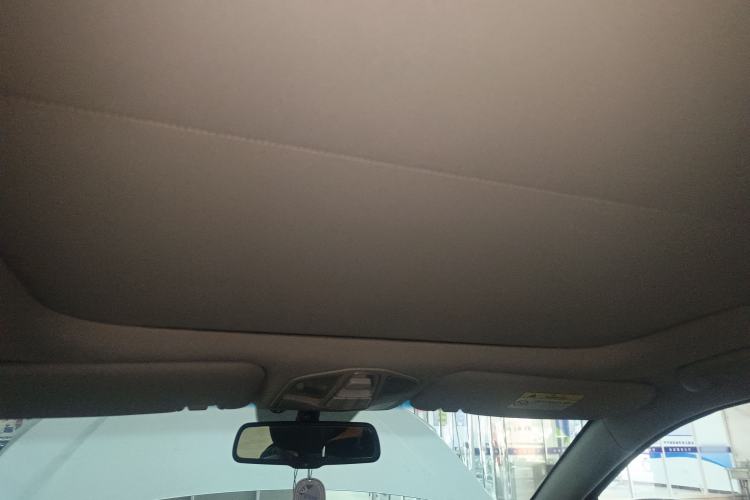 Used Hyundai Santa Fe 2017 2.4L Automatic Two-Wheel Drive Smart Version 5 Seats