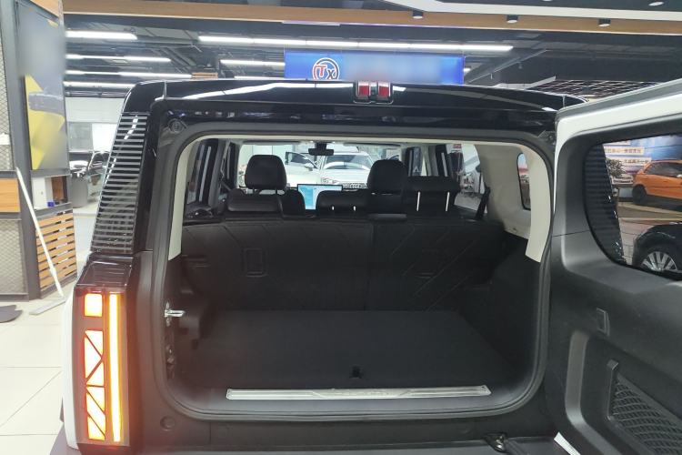 Used iCAR 03 2024 472km Four-Wheel Drive Long-Range Version Trunk