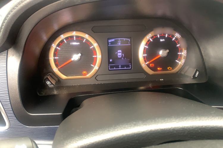 Used FORTHING Lingzhi 2023 M5L 1.6L Comfort 9-Seater Instrument Cluster