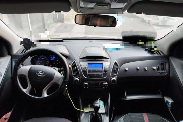 Used Hyundai ix35 2013 2.0L Manual Two-Wheel Drive Comfort GL China V Standard